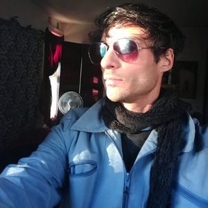 Meet your Posher, Christopher